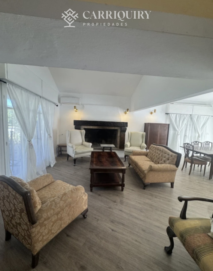 Casa ID.10178 - CASA EN VENTA PLAYA MANSA 5 DORMITORIOS