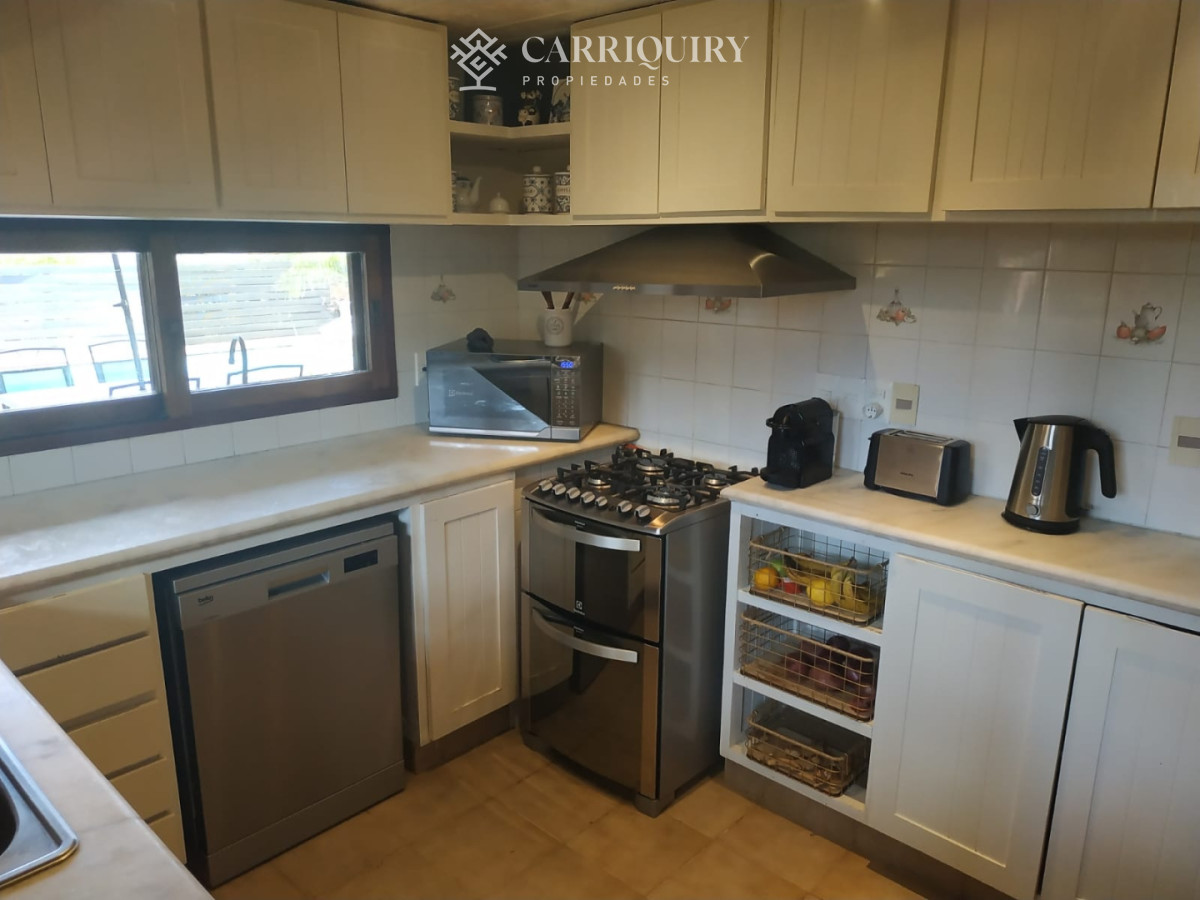 Casa ID.9609/Casa-en-venta-en-Laguna-de-los-Cisnes - CASA EN VENTA LA BARRA 