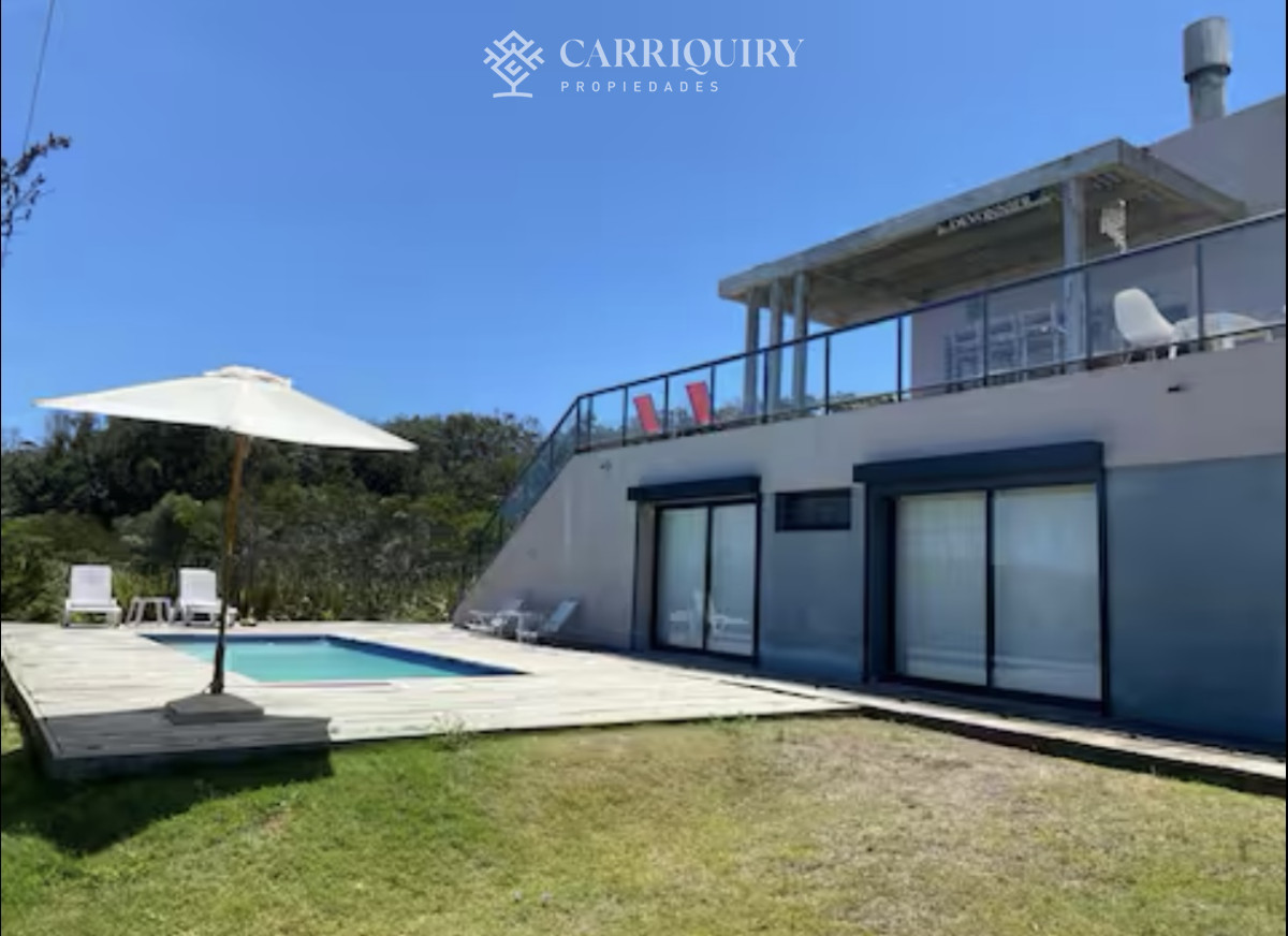 Casa ID.9014 - Casa a la venta en Santa Monica, 3 dormitorios en suite