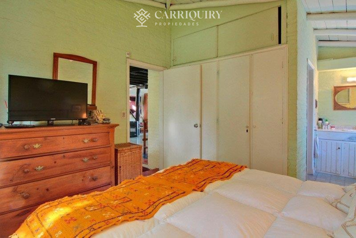 Casa ID.7984/Casa-en-alquiler-de-4-dormitorios-en-Montoya--La-Barra - Casa en La Barra