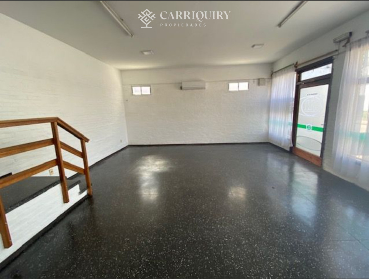 Casa ID.10398/Alquiler-temporario-y-anual-de-excelente-casa-de-3-dormitorios-en-La-Barra - OPORTUNIDAD DE INVERSION EN CENTRO DE MALDONADO CASA CON EXCELENTE UBICACION Y BUEN TERRENO