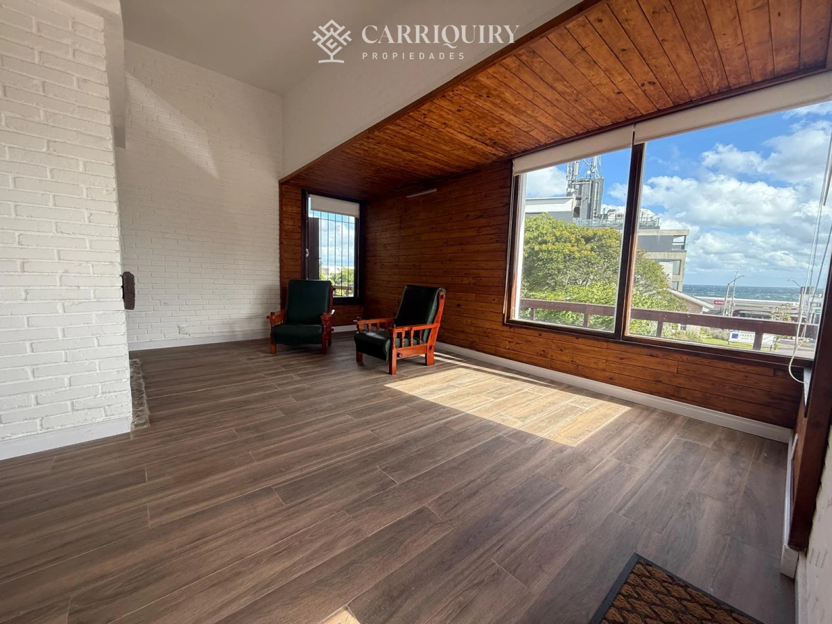 Casa ID.8231 - CASA EN VENTA 3 DORMITORIO A 50 METROS DE PLAYA MANSA LAS DELICIAS PUNTA DEL ESTE
