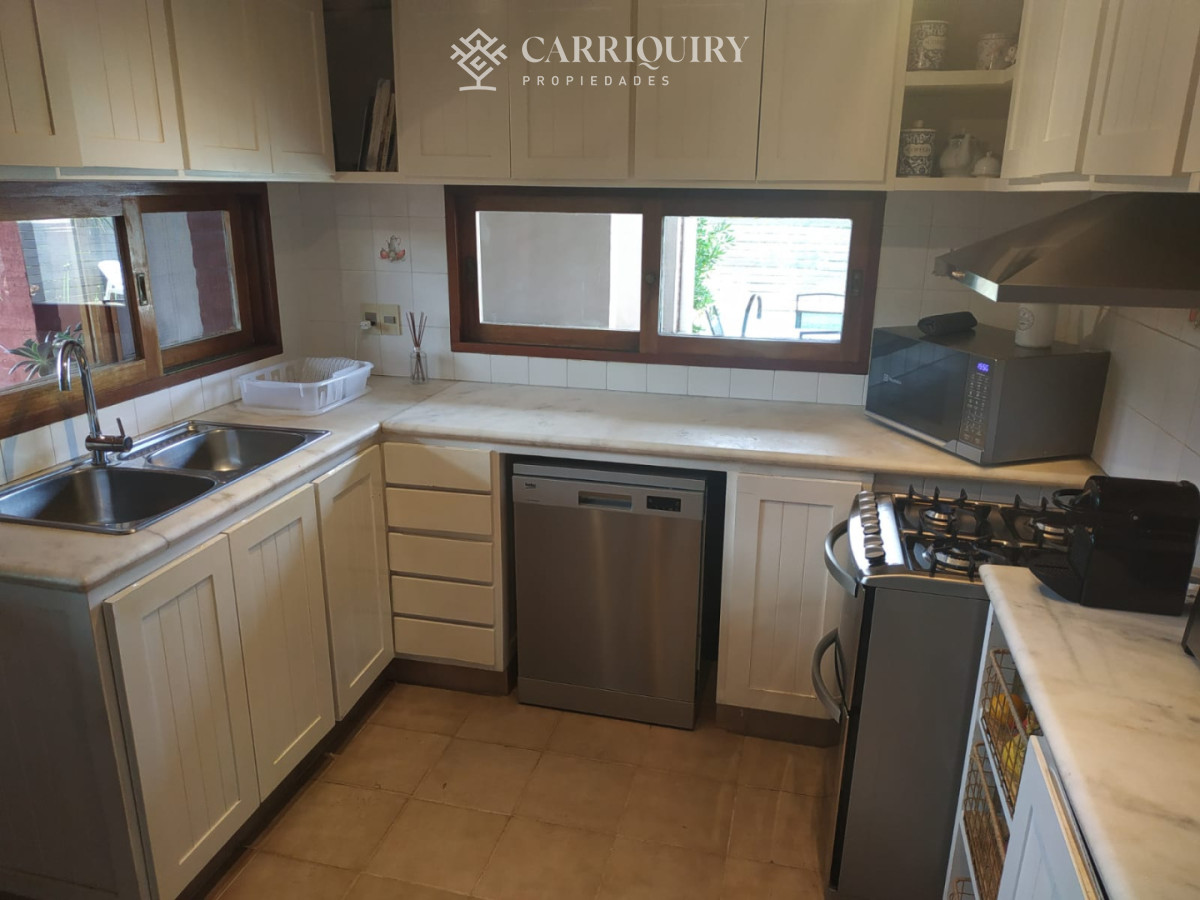 Casa ID.9609/Casa-en-venta-en-Laguna-de-los-Cisnes - CASA EN VENTA LA BARRA 