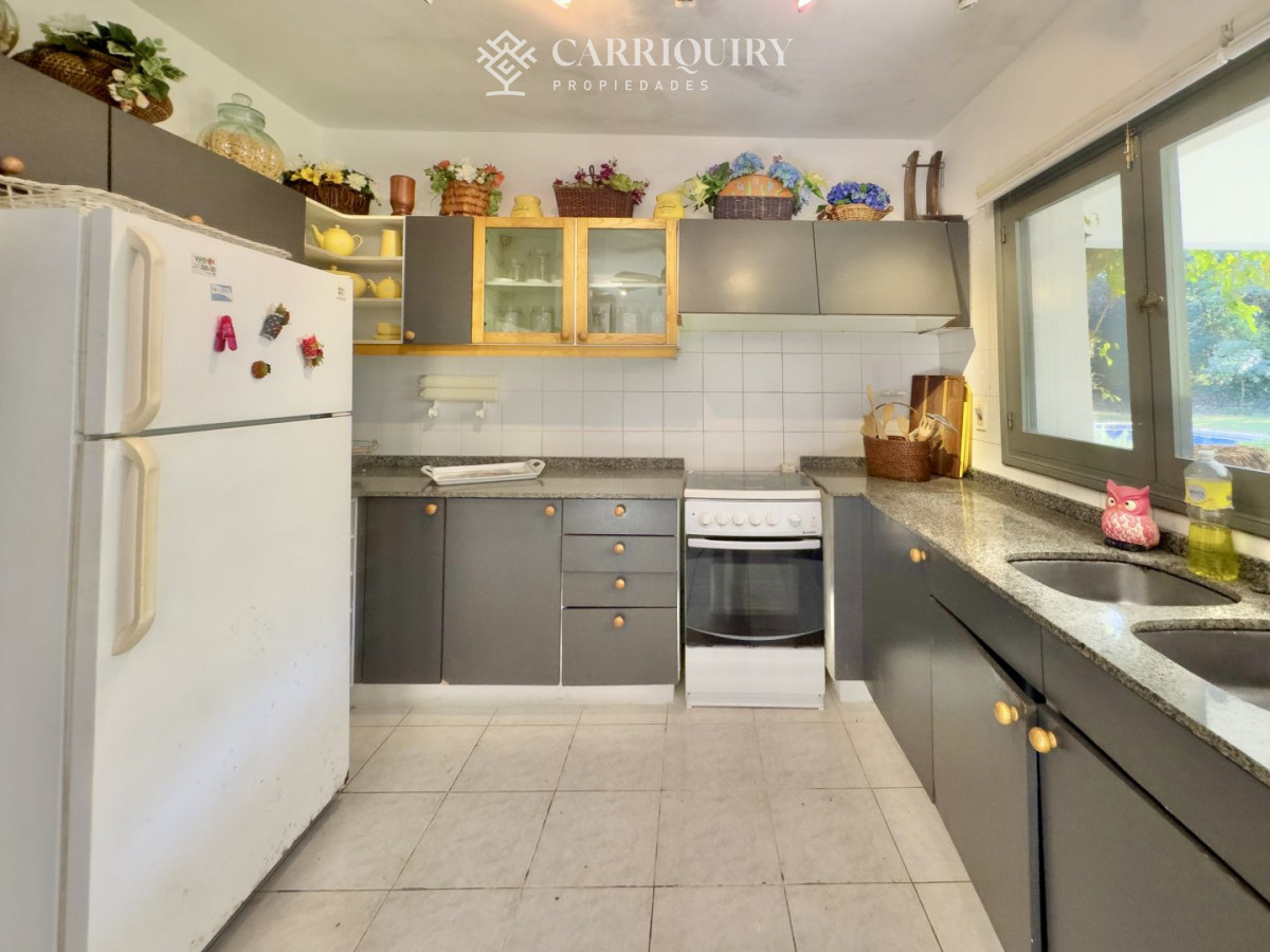 Casa ID.10645 - San Cervolo — residencia de 5 dormitorios en suite en Rincón del Indio