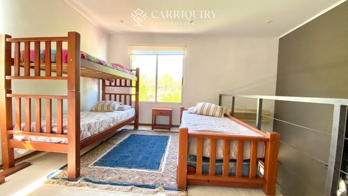 Casa ID.8342/-En-la-Mansa-a-solo-3-cuadras-del-mar-. - Casa en alquiler 2 dormitorios la barra