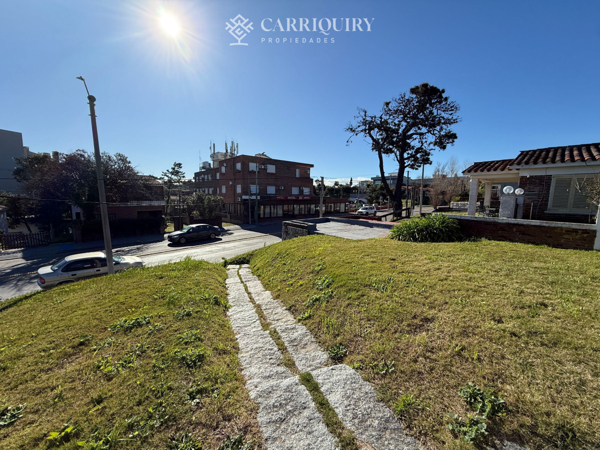 Casa ID.8231 - CASA EN VENTA 3 DORMITORIO A 50 METROS DE PLAYA MANSA LAS DELICIAS PUNTA DEL ESTE