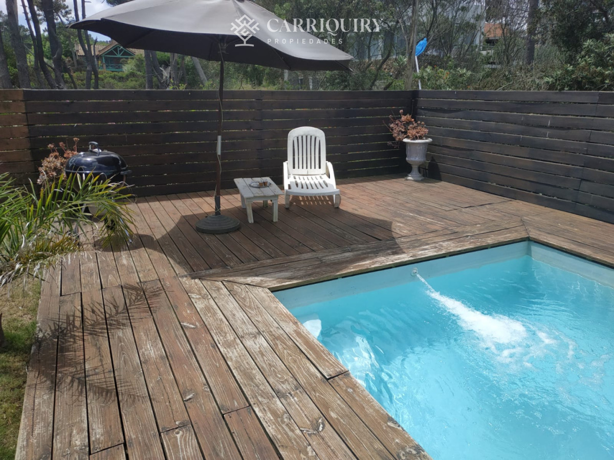 Casa ID.9609/Casa-en-venta-en-Laguna-de-los-Cisnes - CASA EN VENTA LA BARRA 