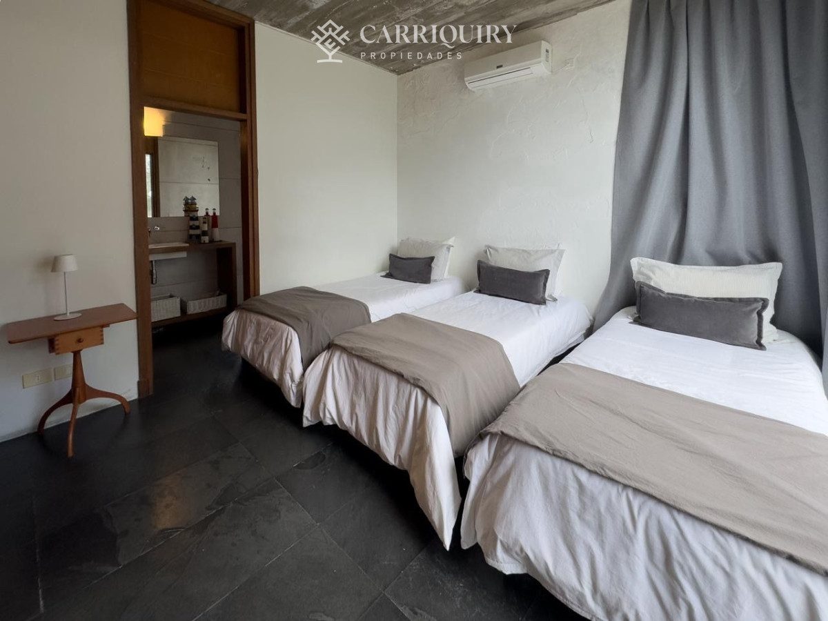 Casa ID.10643/Casa-en-Venta-en-parada-10-de-la-mansa,-4000mts-de-terreno- - Casa Paloma — moderna casa de 3 dormitorios en Rincón del Indio