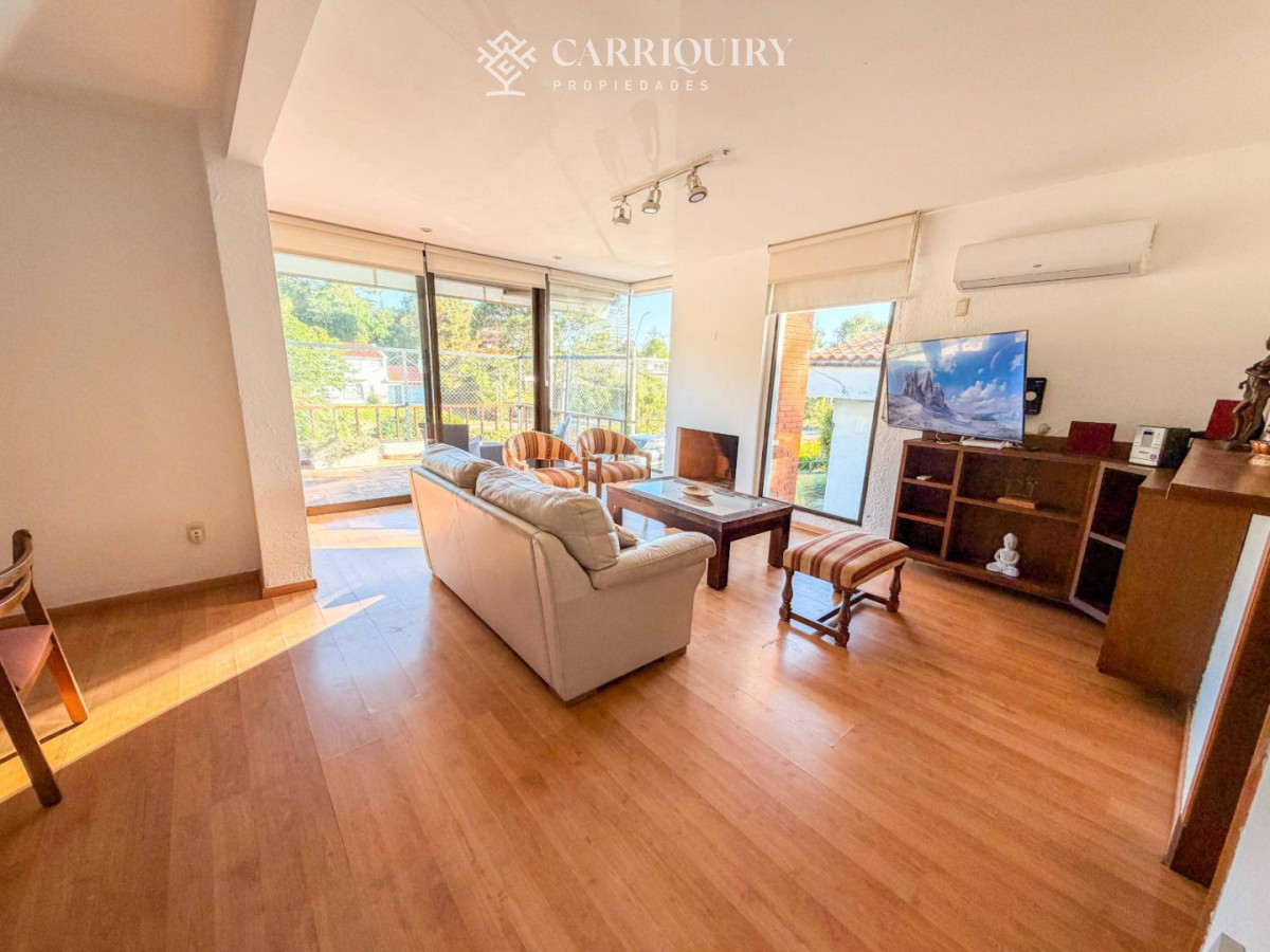 Casa ID.9395/Casa-en-Venta-y-Alquiler-Temporario-en-Parada-25-de-Mansa - Casa a pasas de la playa de 2 dormitorios. Alquiler temporario