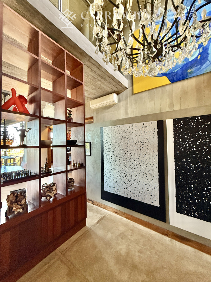 Casa ID.9058/Oportunidad-en-venta-a-estrenar-a-300-mtrs-del-Mar-En-La-Barra-- - Casa Principal con 3 dormitorios, Pisicina, Gimnasio y vista al mar en Mannatiales - El Chorro