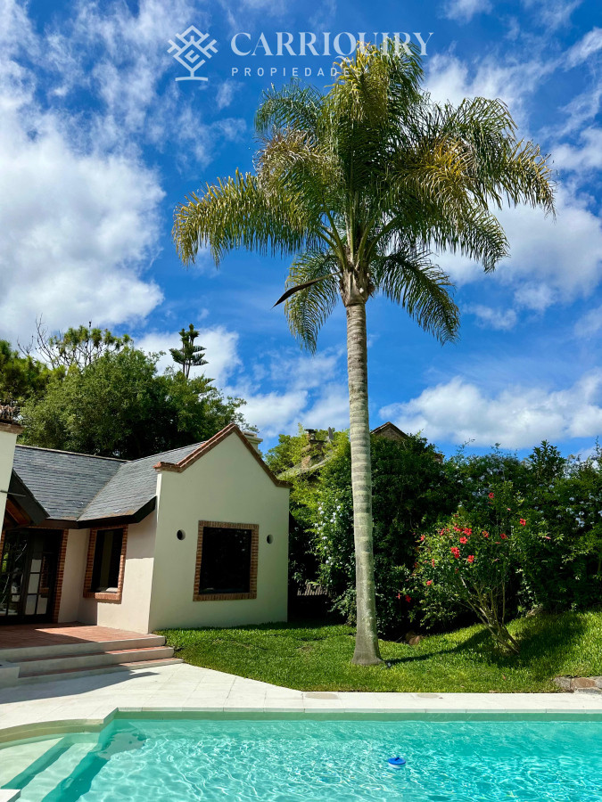 Casa ID.8541/Casa-en-alquiler-temporario-José-Ignacio-5-dormitorios - Hermosa casa de 4 dormitorios en venta y alquiler temporal en Rincon del Indio