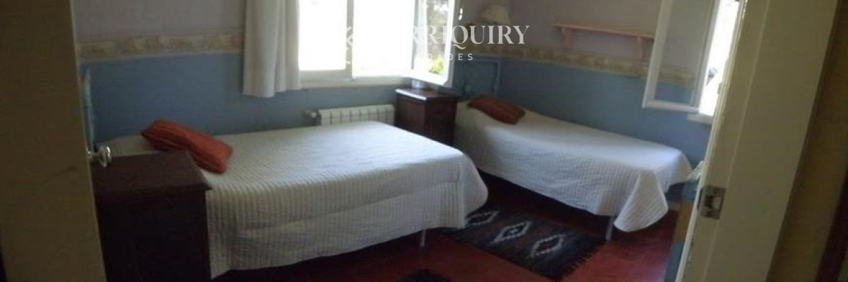 Casa ID.7984/Casa-en-alquiler-de-4-dormitorios-en-Montoya--La-Barra - Casa en La Barra