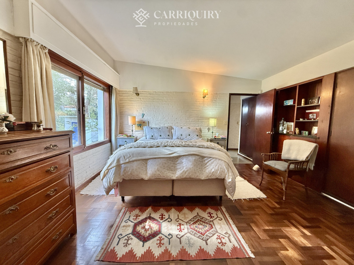 Casa ID.343/Casa-en-Alquiler-de-6-dormitorios-en-Montoya--La-Barra - OPORTUNIDAD CASA EN VENTA EN PLAYA MANSA 3 DORMITORIOS 