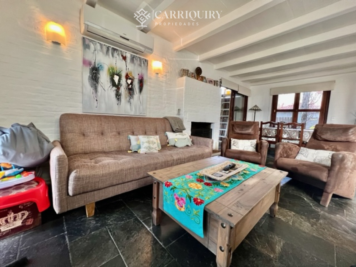 Casa ID.6760 - Casa en venta, punta del este, 2 dormitorios, Barrio privado parque pinares