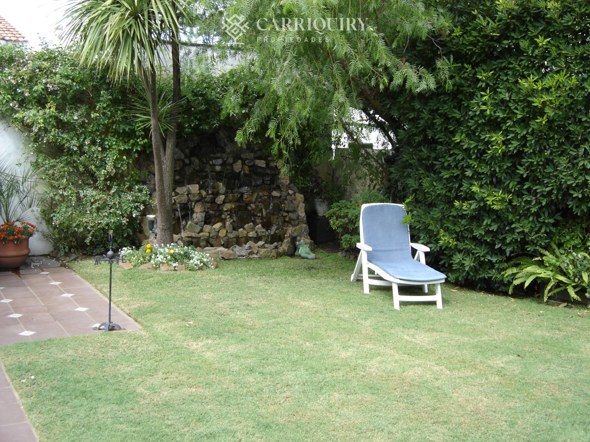 Casa ID.4687/Casa-en-venta-Playa-Mansa-4-dormitorios - Casa en venta Playa Mansa 3 dormitorios