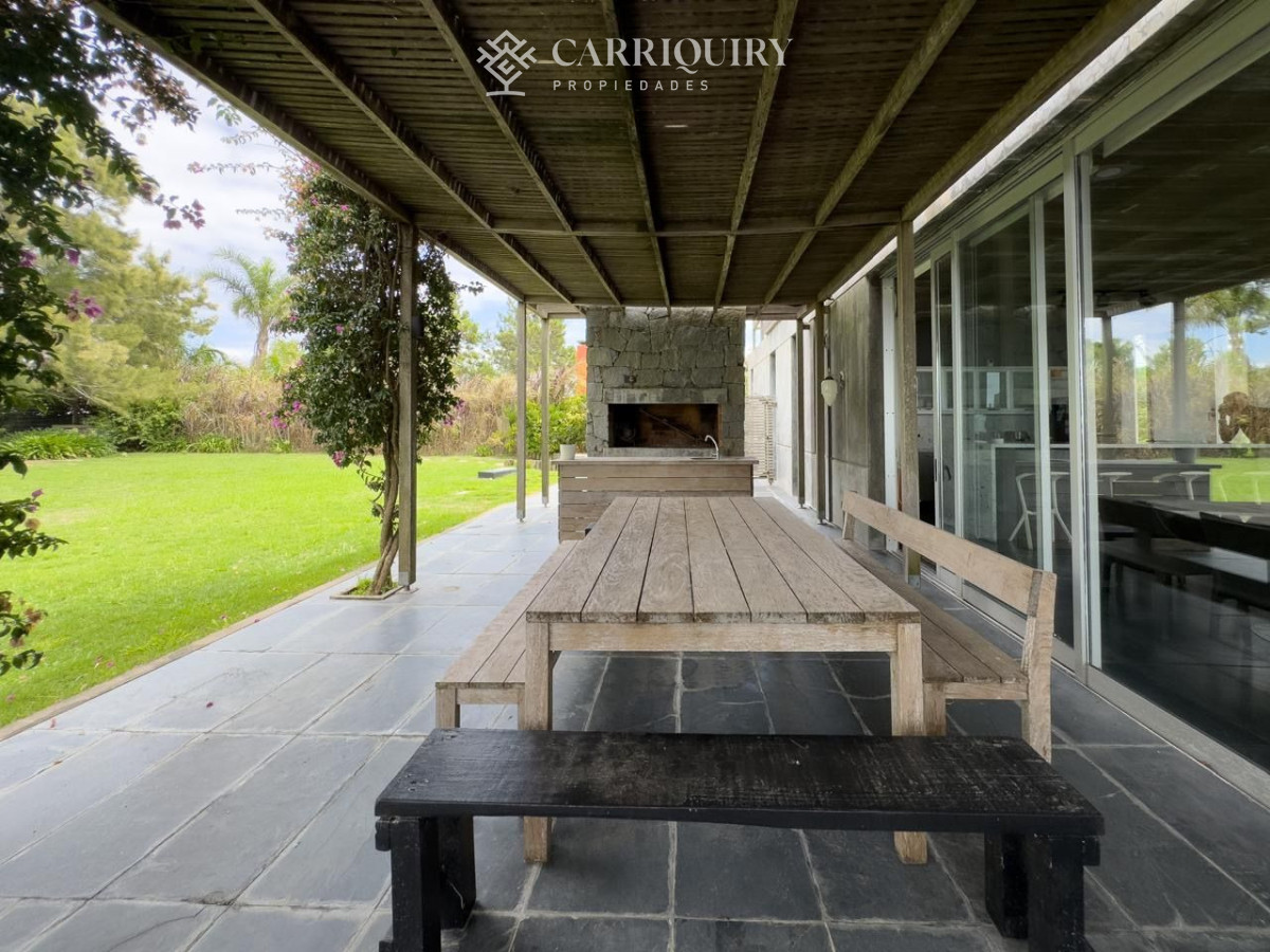 Casa ID.10643/Casa-en-Venta-en-parada-10-de-la-mansa,-4000mts-de-terreno- - Casa Paloma — moderna casa de 3 dormitorios en Rincón del Indio