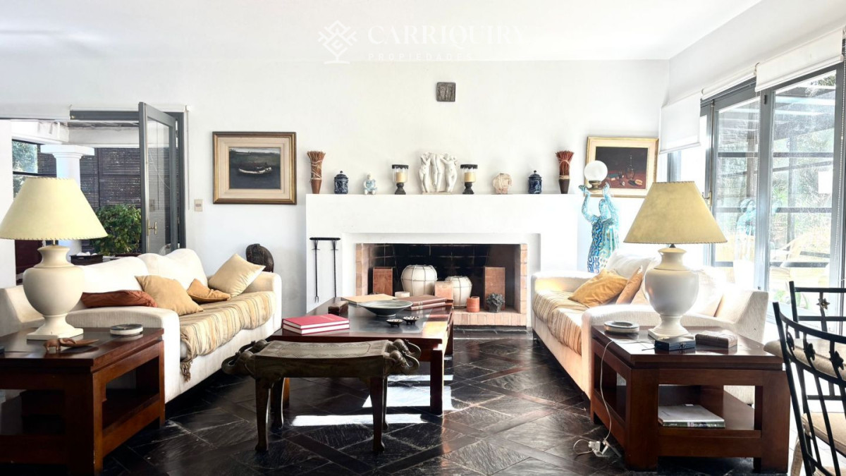 Casa ID.10645 - San Cervolo — residencia de 5 dormitorios en suite en Rincón del Indio