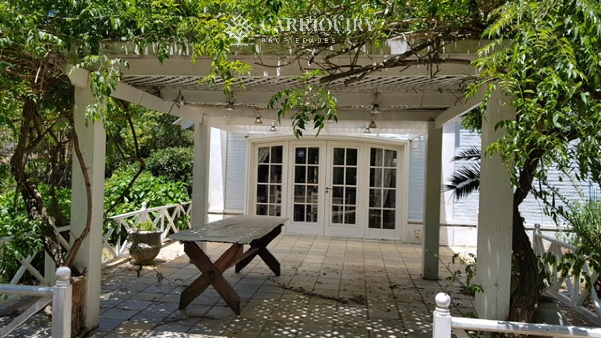 Casa ID.8127/Casa-en-alquiler-en-La-Barra-de-4-dormitorios - Gran Propiedad en Alquiler de Temporada