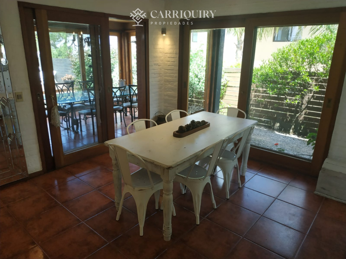 Casa ID.9609/Casa-en-venta-en-Laguna-de-los-Cisnes - CASA EN VENTA LA BARRA 