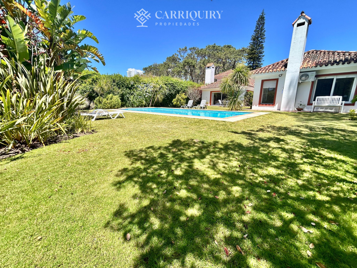 Casa ID.1359/Casa-en-alquiler-temporario-San-Rafael-3-dormitorios - Casa en alquiler temporario San Rafael 4 dormitorios