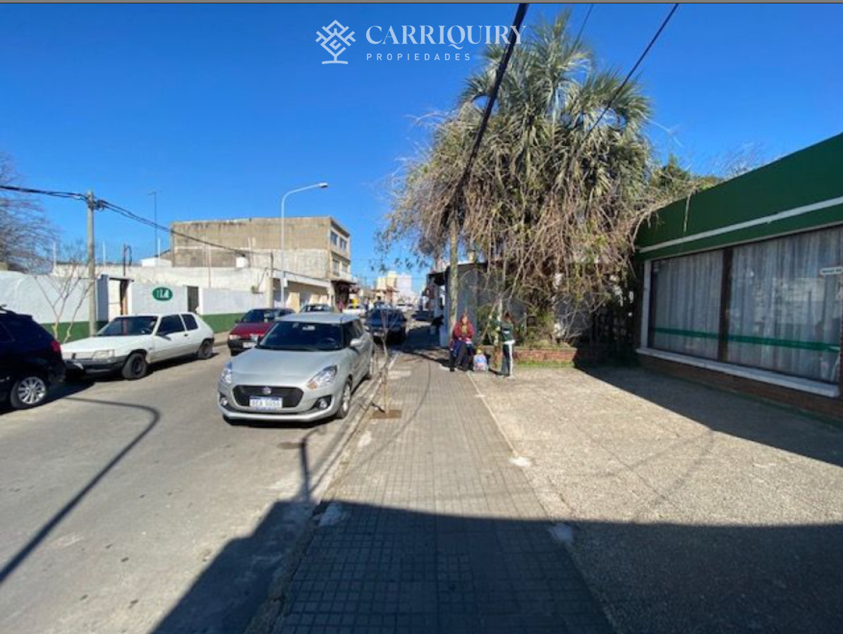 Casa ID.10398/Alquiler-temporario-y-anual-de-excelente-casa-de-3-dormitorios-en-La-Barra - OPORTUNIDAD DE INVERSION EN CENTRO DE MALDONADO CASA CON EXCELENTE UBICACION Y BUEN TERRENO