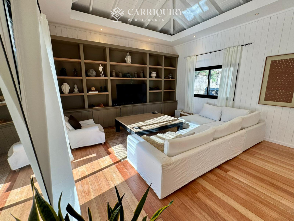 Casa ID.9388/CASA-EN-VENTA-LA-BARRA- - Casa en La Barra Alquiler y Venta