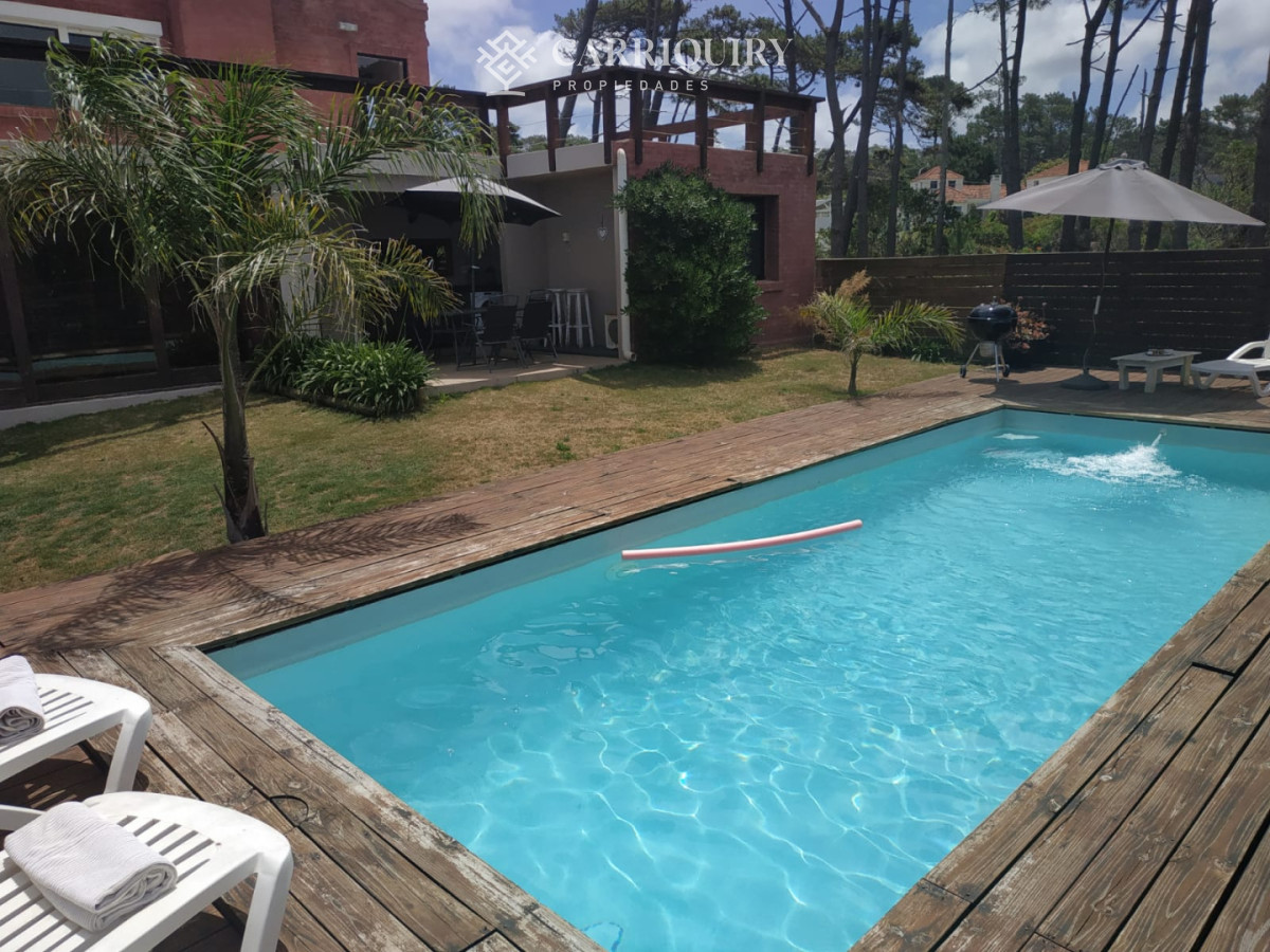 Casa ID.9609/Casa-en-venta-en-Laguna-de-los-Cisnes - CASA EN VENTA LA BARRA 