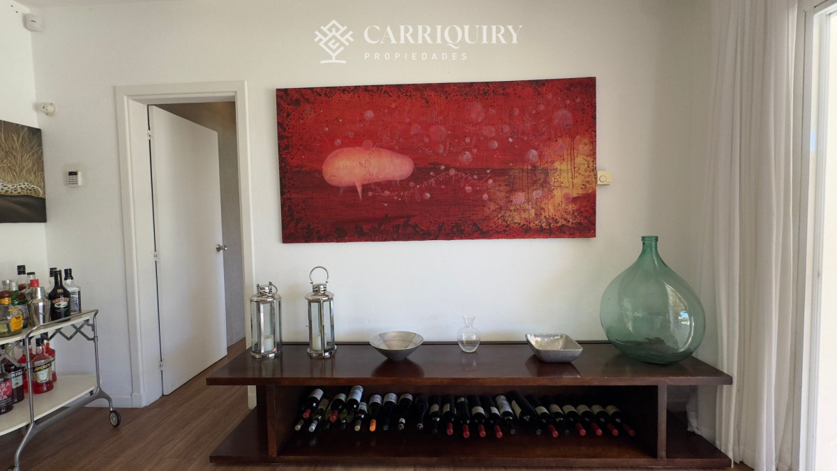 Casa ID.1222/Casa-en-alquiler-temporario-La-Juanita-3-dormitorios - Casa en alquiler temporario Lugano 3 dormitorios