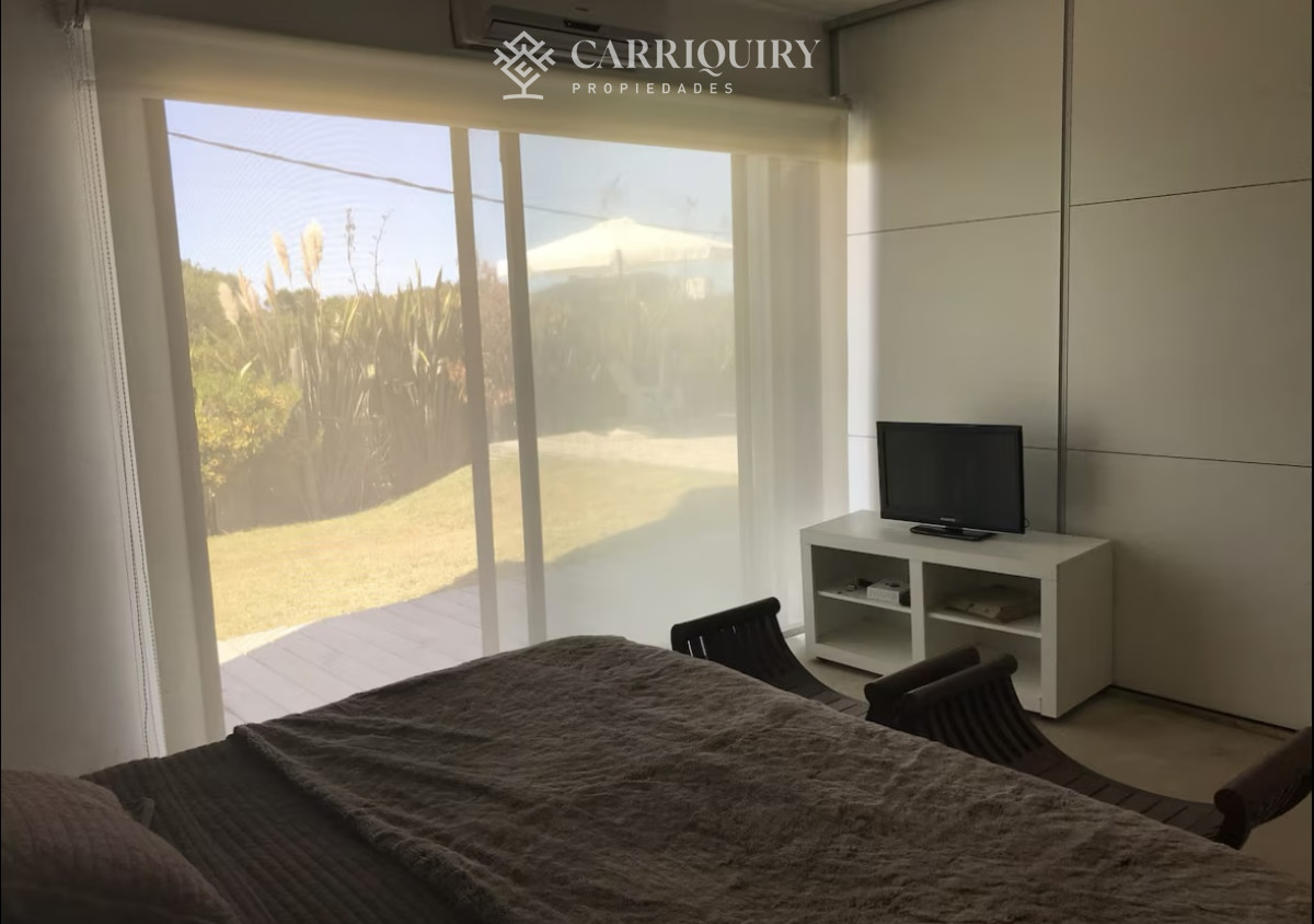 Casa ID.9014 - Casa a la venta en Santa Monica, 3 dormitorios en suite