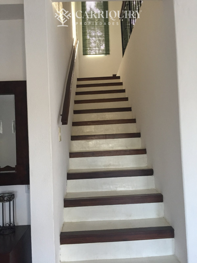 Casa ID.7983/Casa-de-3-dormitorios-en-Montoya-La-Barra - Casa en alquiler de 4 dormitorios en Montoya - La Barra