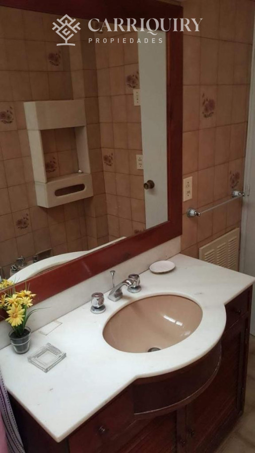 Casa ID.9240/Cómodos-ambientes,-propiedad-ideal-para-vacacionar. -  En la Mansa a solo 3 cuadras del mar .