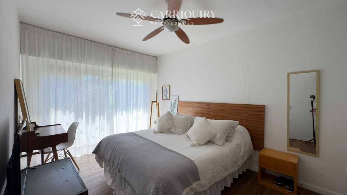 Casa ID.1222/Casa-en-alquiler-temporario-La-Juanita-3-dormitorios - Casa en alquiler temporario Lugano 3 dormitorios