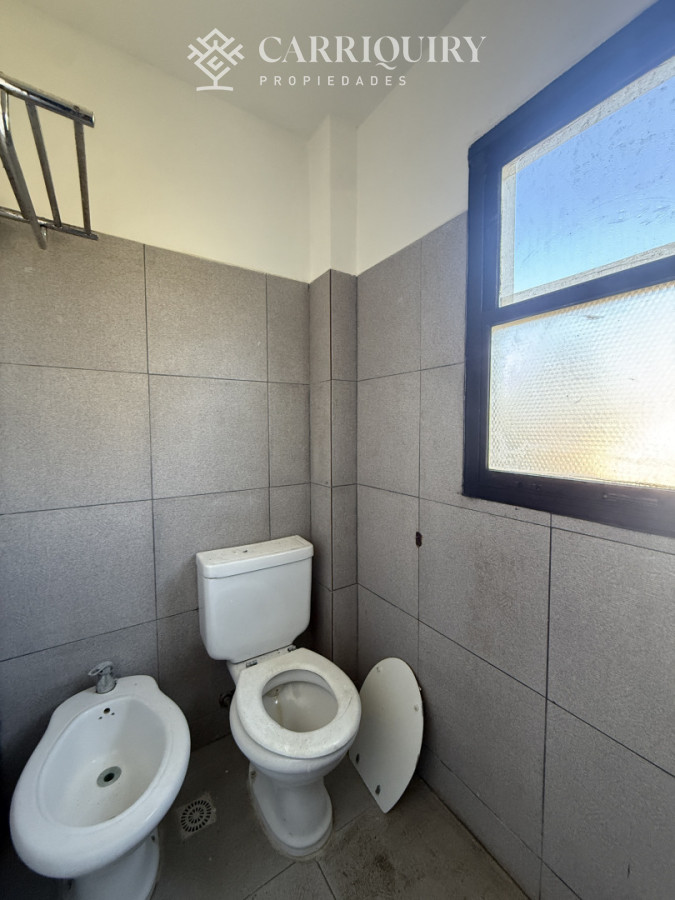 Casa ID.10148 - OPORTUNIDAD CASA RECILADA CON 3 DORMTORIOS EN LA BARRA, EL TESORO EXCELENTE UBICACION
