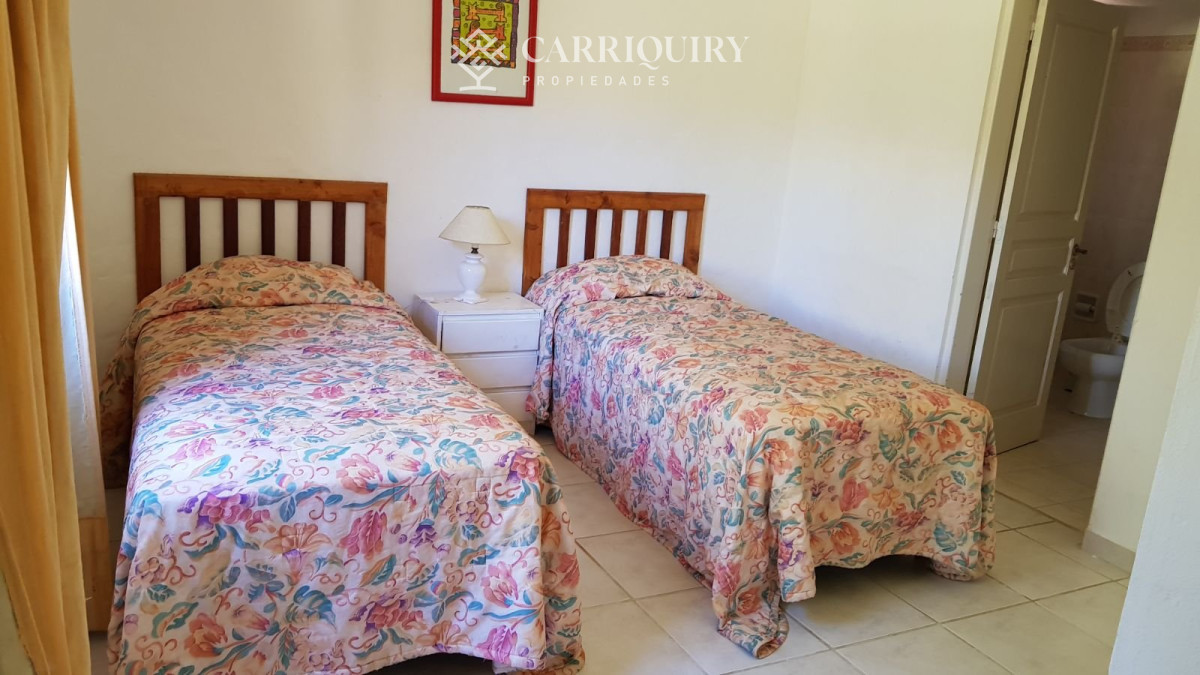 Casa ID.8019/Casa-en-alquiler-2-dormitorios-la-barra - Alquiler casa en La Barra. 5 dormitorios y 4 baños