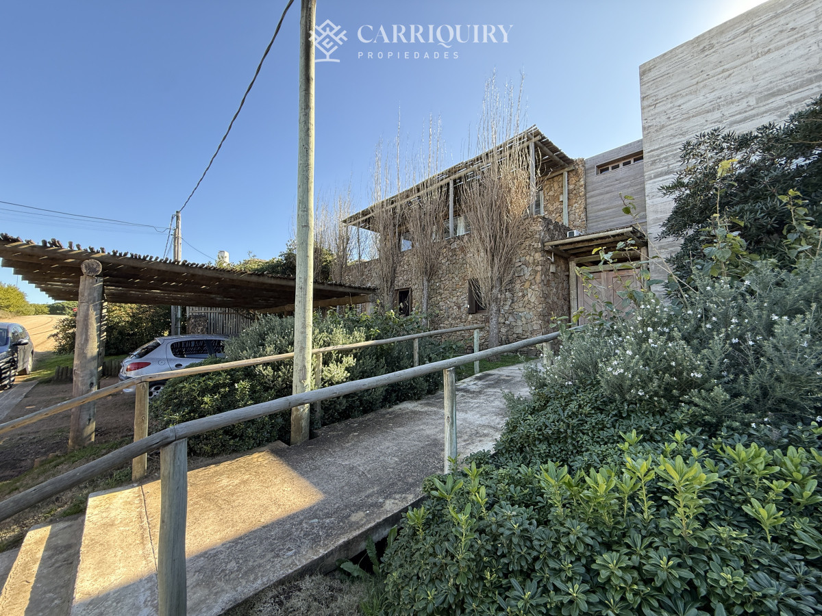 Casa ID.8024/Casa-a-la-venta-en-Santa-Monica,-3-dormitorios-en-suite - Alquiler temporada, 4 dormitorios, El Chorro - Manantiales 