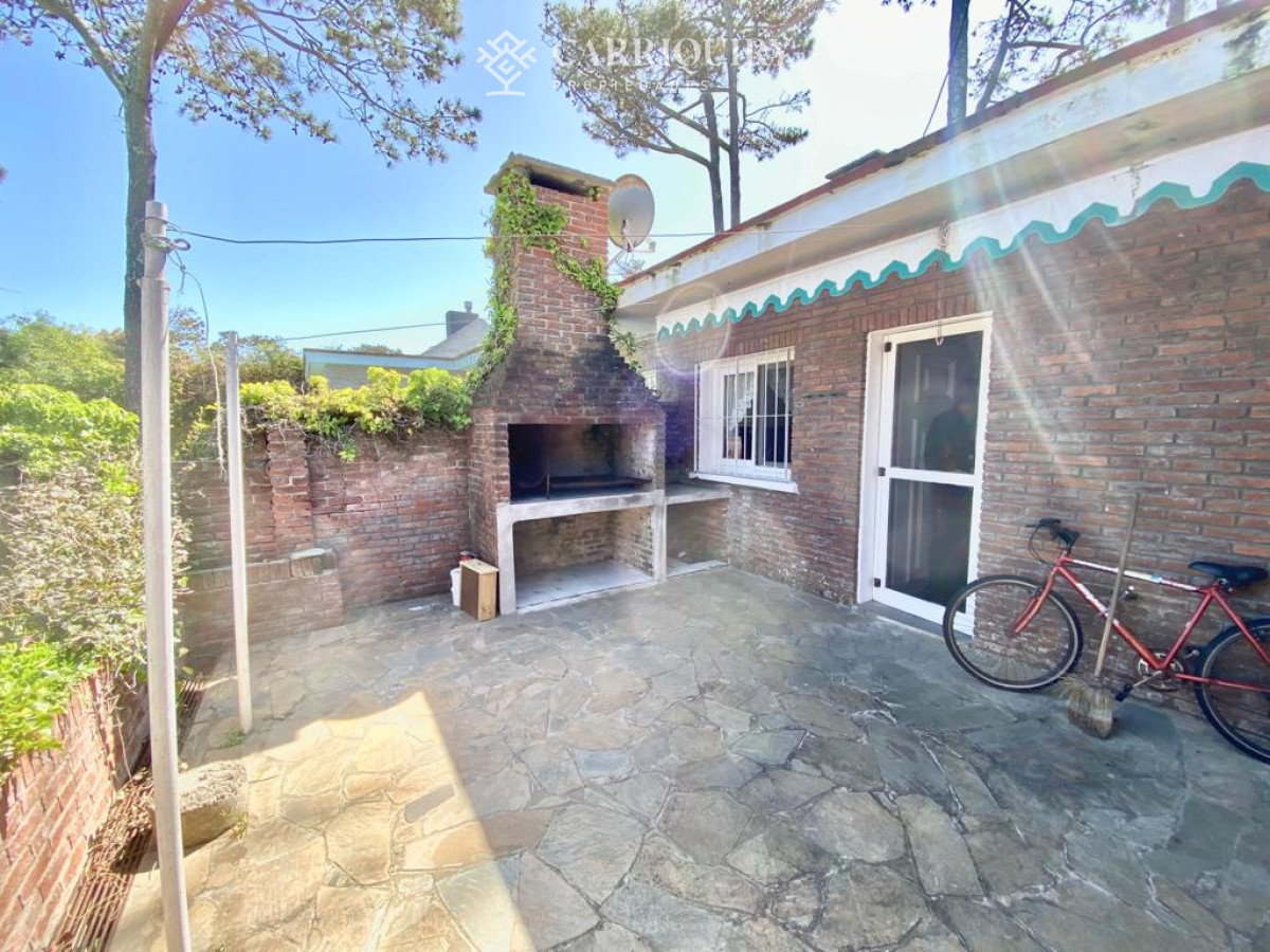 Casa ID.7195/HERMOSA-CASA-A-ESTRENAR-EN-UN-ENTORNO-UNICO-DE-NATURALEZA-FRENTE-AL-ARROYO-EL-POTRERO - Muy buena casa de 3 dormitorios en alquiler temporario en zona San Rafael