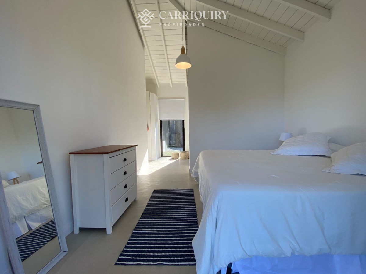 Casa ID.3398/Venta-Casa-6-dormitorios-Barrio-Golf,-Punta-del-Este - Casa en alquiler temporario José Ignacio 4 dormitorios