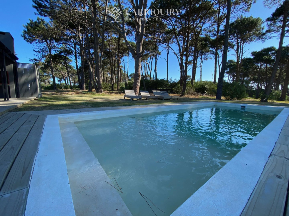 Casa ID.3398/Venta-Casa-6-dormitorios-Barrio-Golf,-Punta-del-Este - Casa en alquiler temporario José Ignacio 4 dormitorios