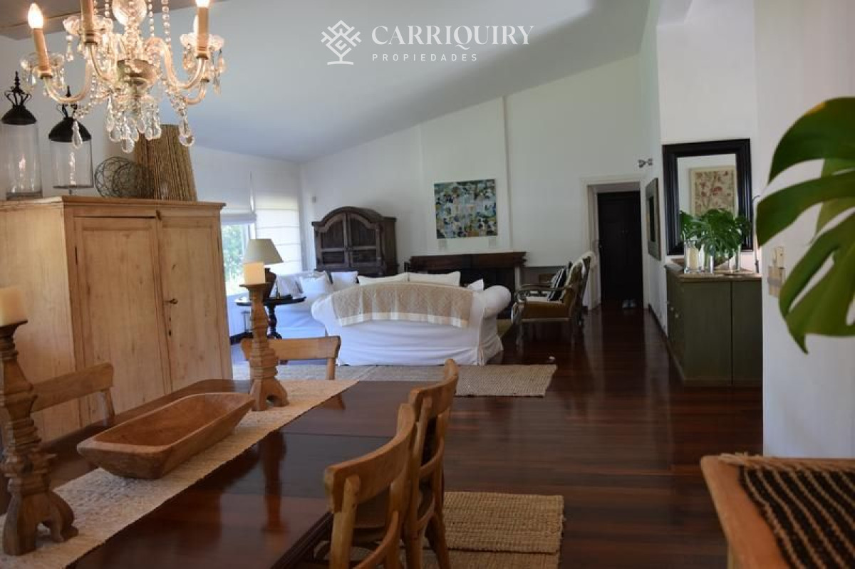 Casa ID.4055/Casas-en-Alquiler--Carriquiry--Propiedades - Casa en venta Cantegril 4 dormitorios