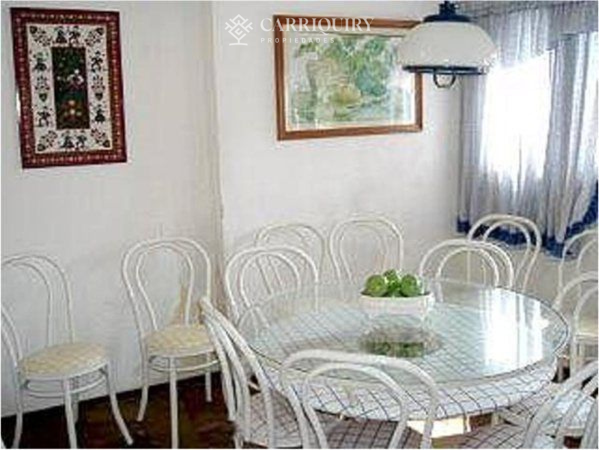 Casa ID.4807 - Casa en venta Playa Mansa 4 dormitorios