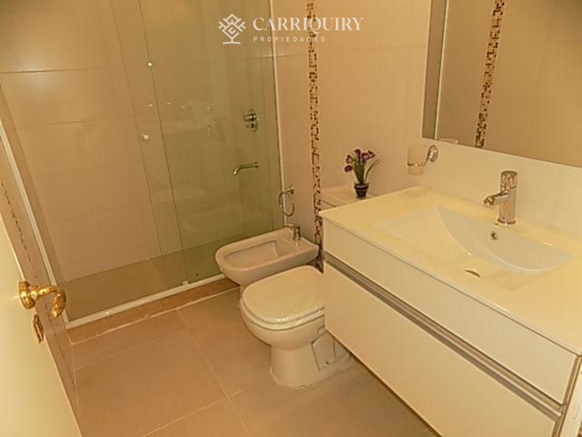 Casa ID.675 - Casa en venta Playa Mansa 4 dormitorios