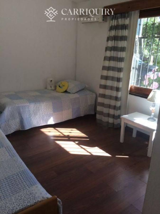 Casa ID.888/Casas-en-Alquiler--Carriquiry--Propiedades - Casa en alquiler temporario Playa Mansa 3 dormitorios