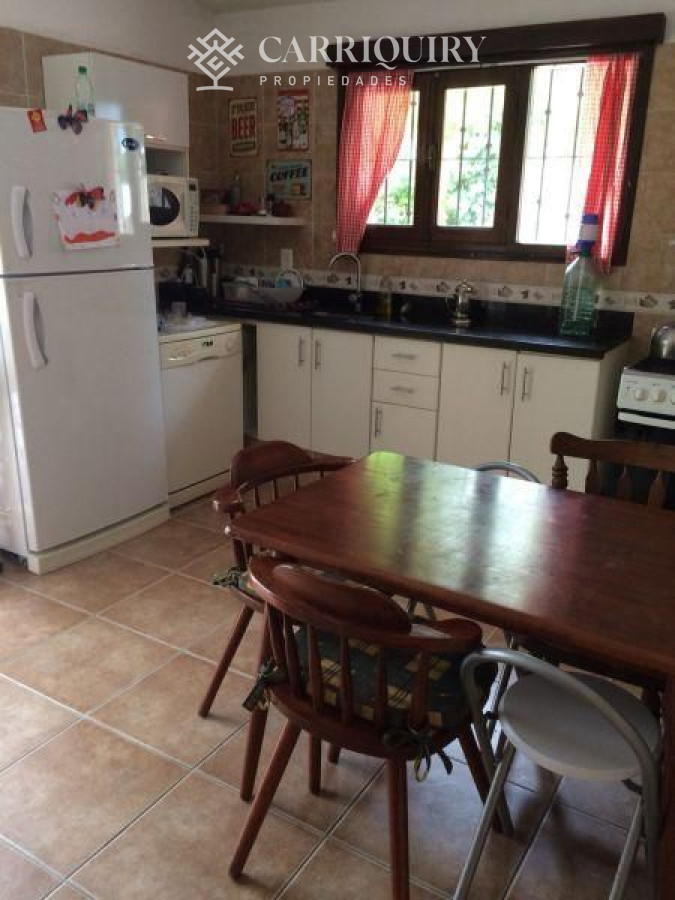 Casa ID.888/Casas-en-Alquiler--Carriquiry--Propiedades - Casa en alquiler temporario Playa Mansa 3 dormitorios
