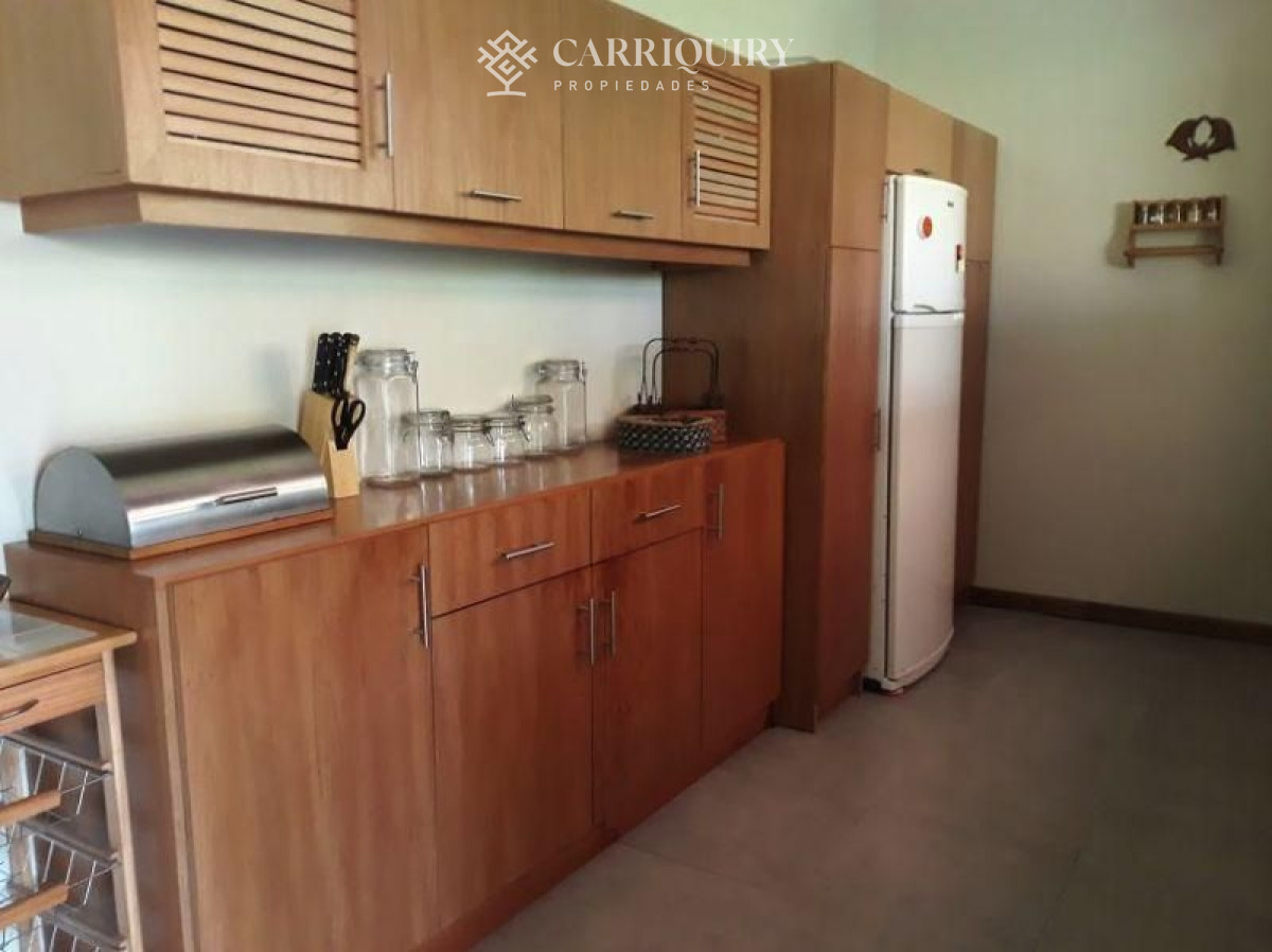 Casa ID.951/Casa-en-alquiler-temporario-Playa-Mansa-2-dormitorios - Casa 3 dormitorios en alquiler temporario Playa Mansa 
