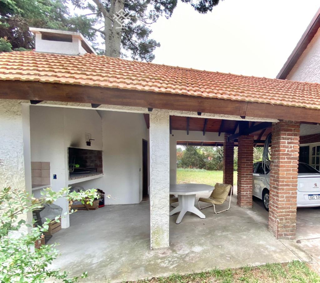 Casa ID.5520/Alquiler-Casa,-5-Dormitorios,-Pueblo-Mío,-Manantiales,-Uruguay - Hermosa casa en alquiler temporario!