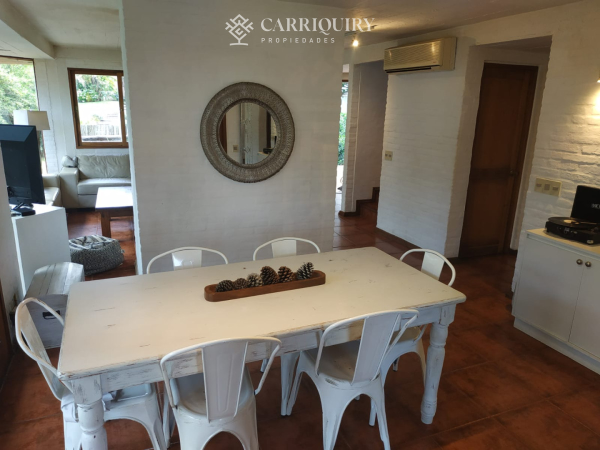 Casa ID.9609/Casa-en-venta-en-Laguna-de-los-Cisnes - CASA EN VENTA LA BARRA 