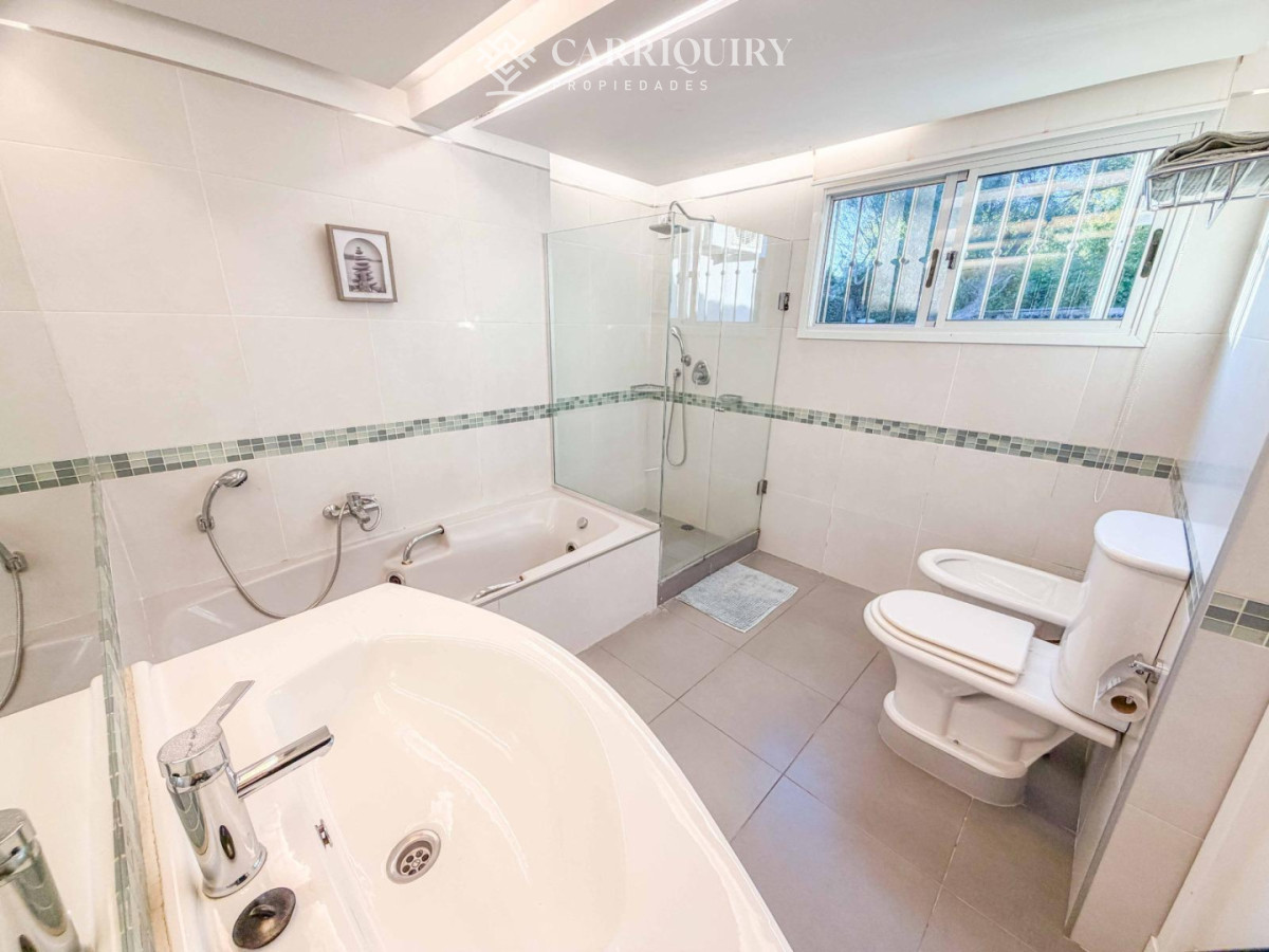 Casa ID.9395/Casa-en-Venta-y-Alquiler-Temporario-en-Parada-25-de-Mansa - Casa a pasas de la playa de 2 dormitorios. Alquiler temporario