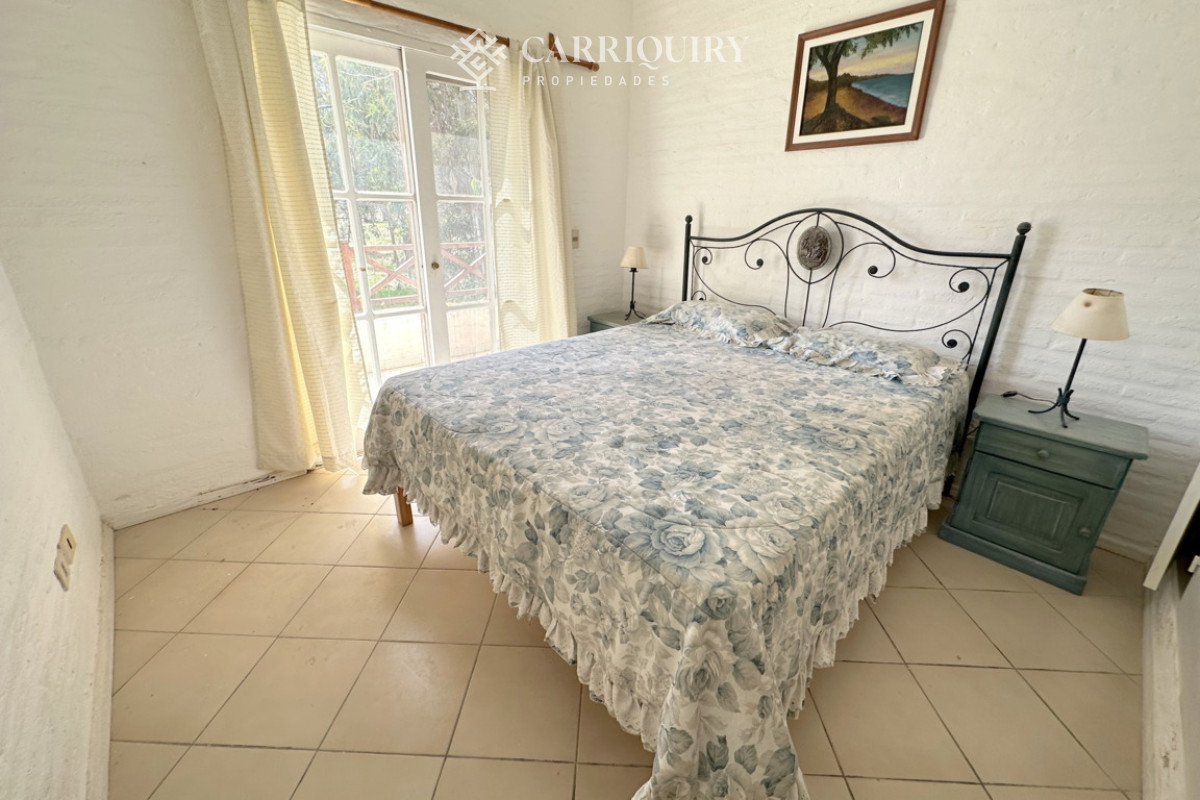 Casa ID.8425/Alquiler-Casa-3-dormitorios-mas-dependencia-San-Rafael-(Punta-del-Este) - Alquiler de temporada en hermosa casa con piscina