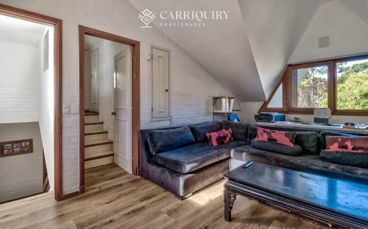 Casa ID.5780/Casa-Venta,-4-dormitorios,-La-Barra,-Uruguay - Paradas Playa Mansa Punta del este