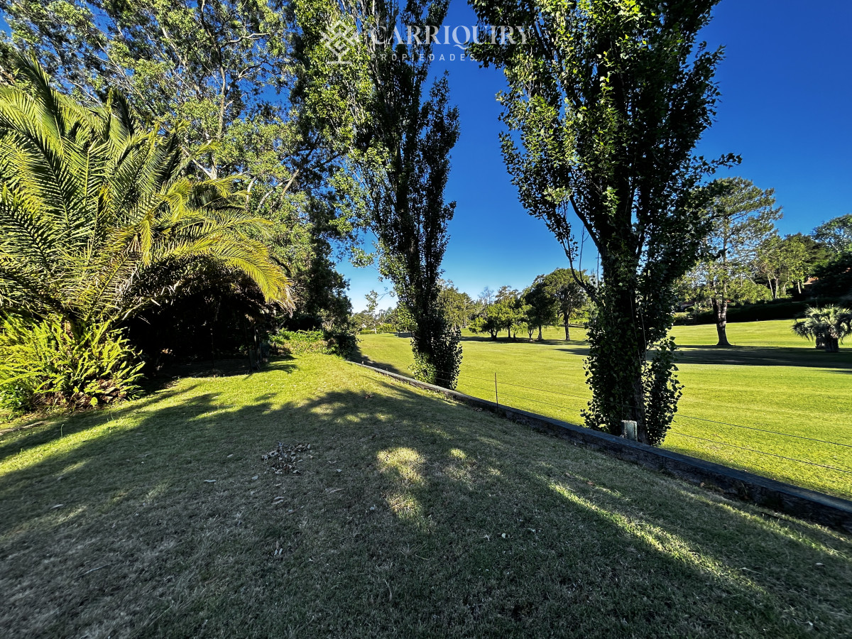 Casa ID.9270/Venta-Casa-4-dormitorios-en-Santa-Monica,-Maldonado - Oportunidad unica frente al golf en punta del este , casa con 4 dormotiros en venta